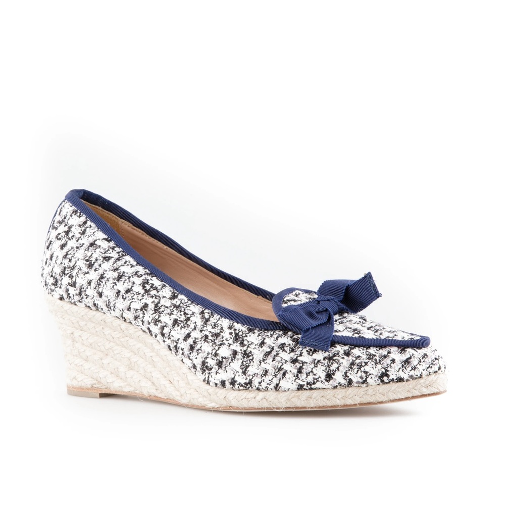 Gently worn Oscar de la Renta wedge sz 38